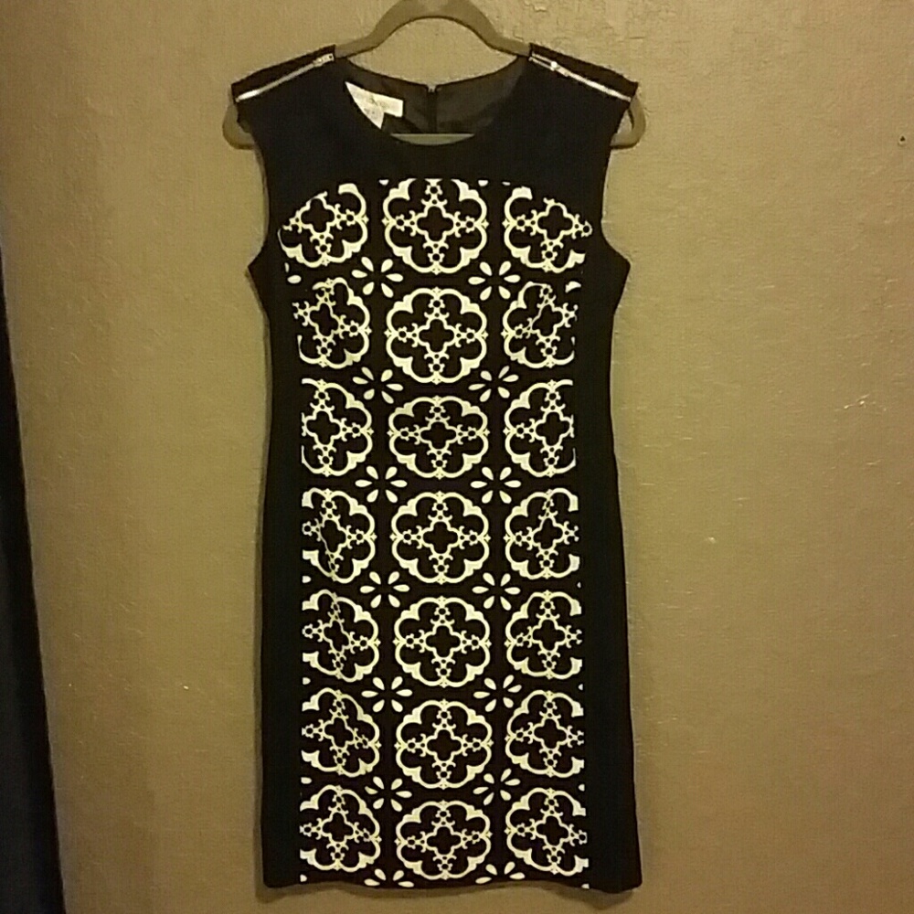 Maggie London Black and White Dress